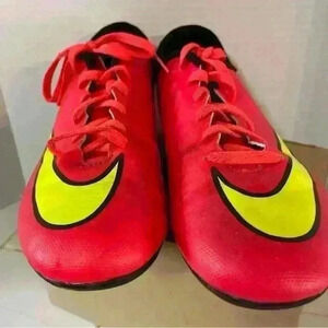Nike Mercurial Soccer Cleats  851641 Youth sz 6y